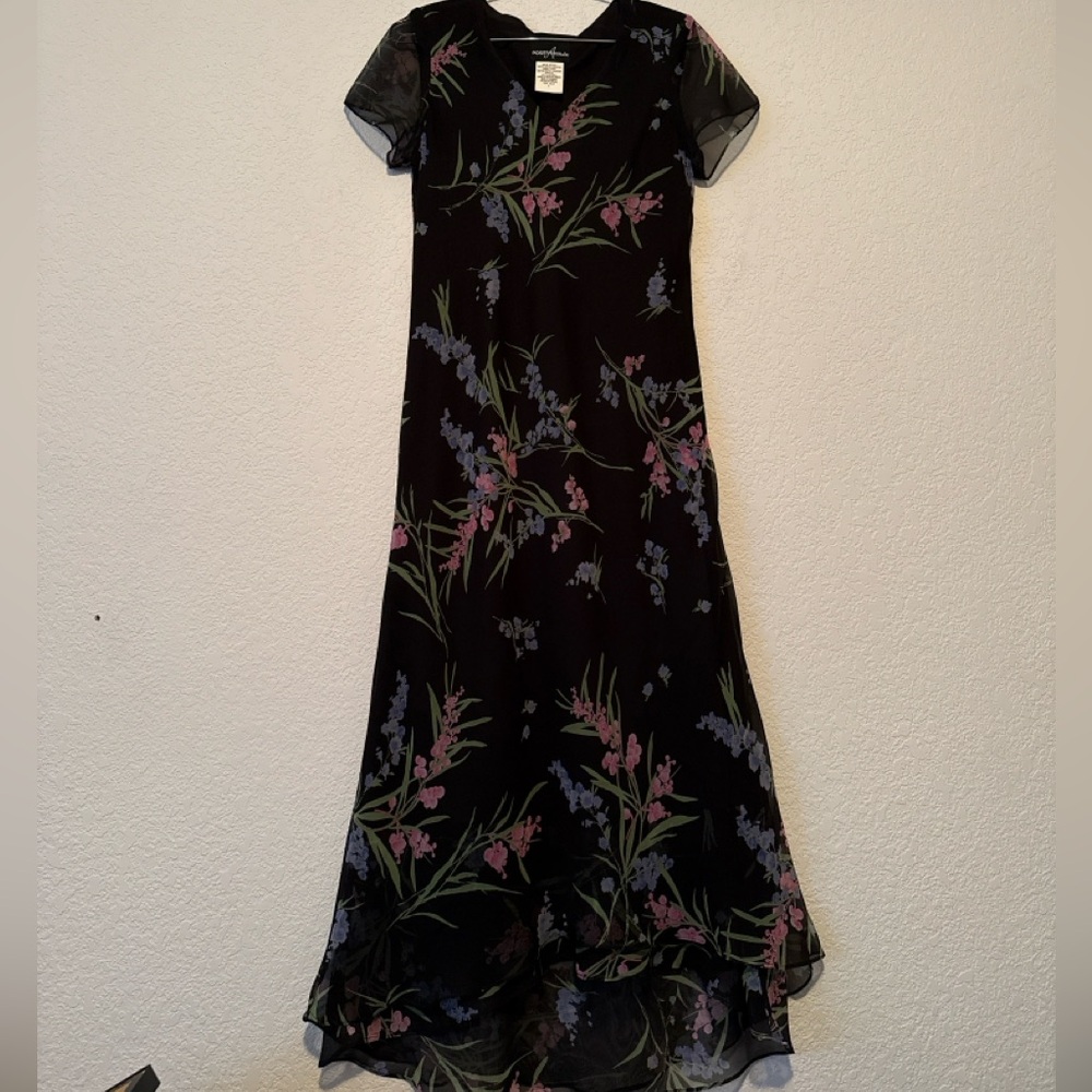 POSITIVE ATTITUDE Floral Maxi Dress